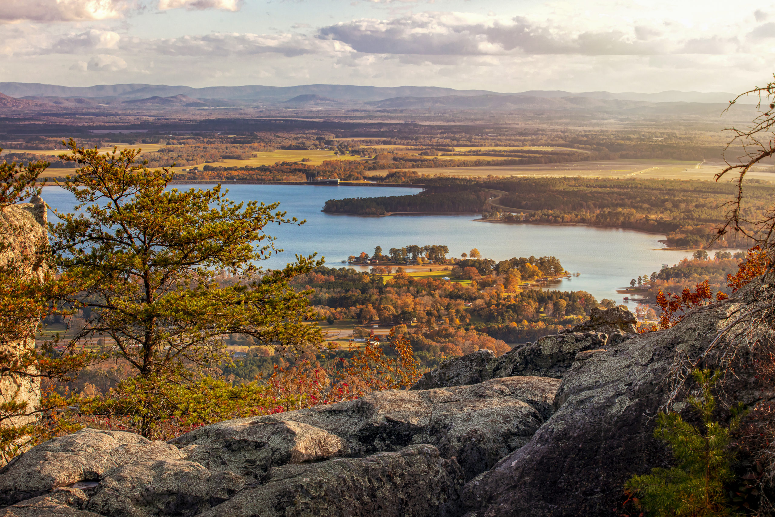 Scenic North Alabama mountain overlook above a lake and valley